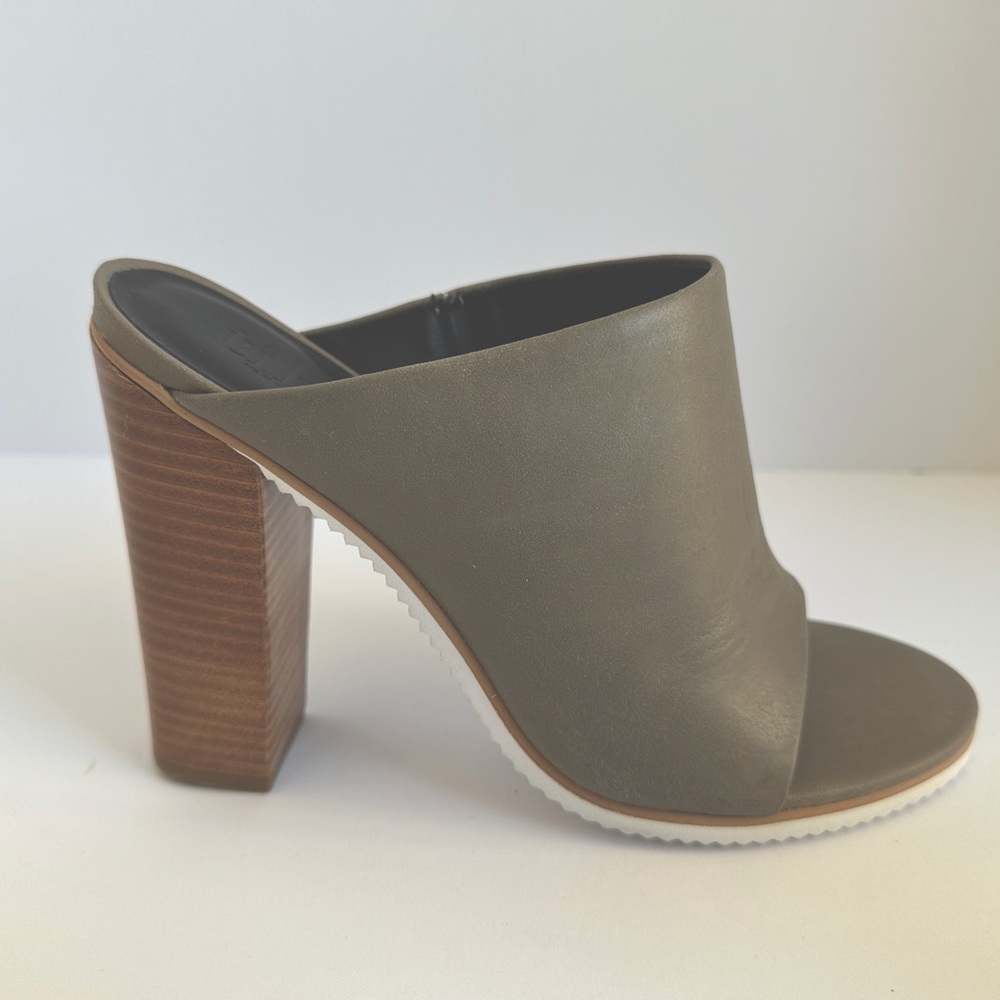 Tibi Bee Nappa Leather Mule New in Box Size 39 US 9 $375